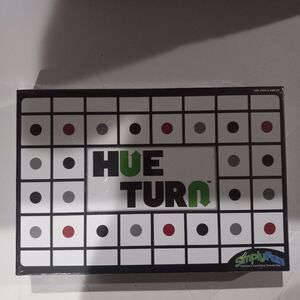 HUE TURN Board Game New Rare
